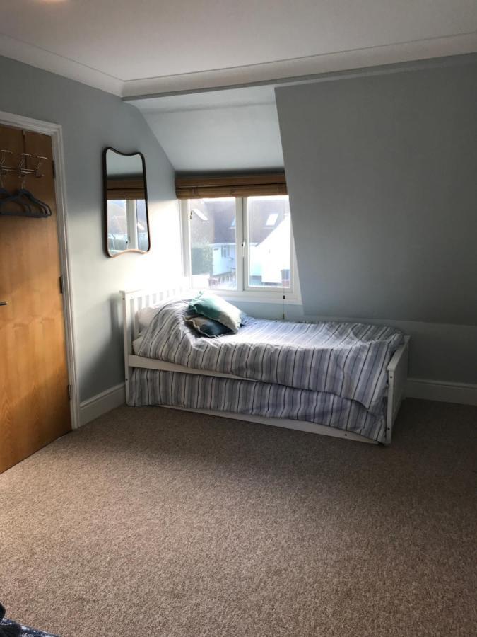 Wittering Holiday Home Іст-Віттерінг Номер фото